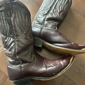 Women’s Vintage 80’s Western Stitch Cowboy Boots - Burgundy Leather